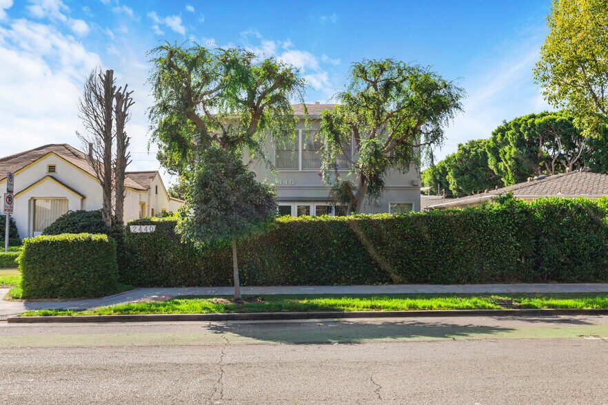 Primary Photo Of 2440 Arizona Ave, Santa Monica Apartments For Sale
