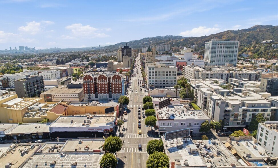 More Photos Of 6670 Hollywood Blvd, Los Angeles Storefront For Sale