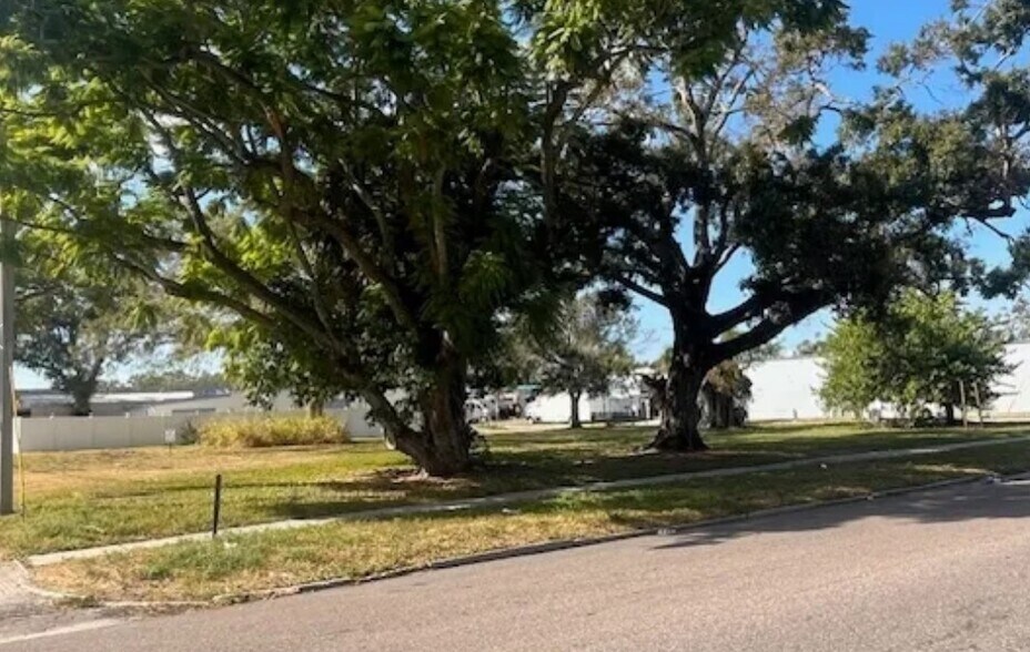 More Photos Of 800 40th St S, Saint Petersburg Land For Sale