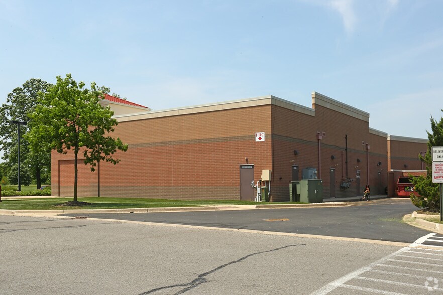 More Photos Of 6901 State Rd, Saline Freestanding For Lease