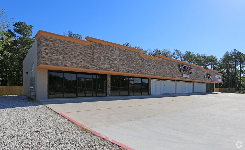 More Photos Of 2333 Aldine Mail Rd, Houston Freestanding For Lease