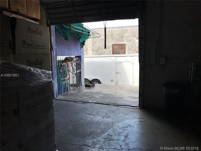 More Photos Of 5550 NW 35th Ct, Miami Warehouse For Lease