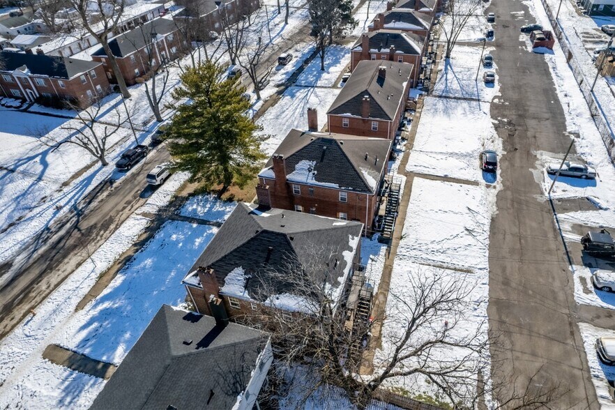 More Photos Of 299-377 Mayfair Blvd, Columbus Apartments For Sale