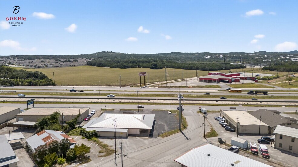 More Photos Of 32840 IH-10 W, Boerne Office For Lease