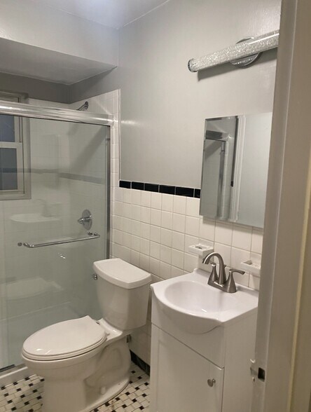 More Photos Of 5120 Glenwood Ave, Youngstown Apartments For Sale