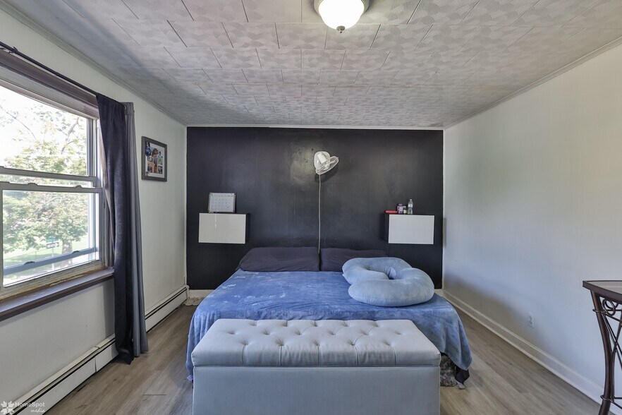 More Photos Of 902 W Wilkes Barre St, Easton Apartments For Sale