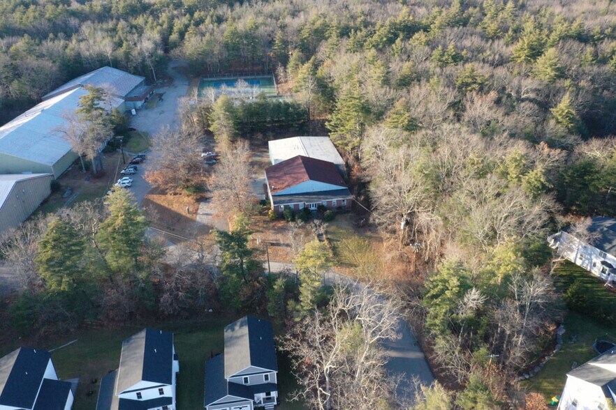 More Photos Of 5 Granite Rd, Acton Warehouse For Lease