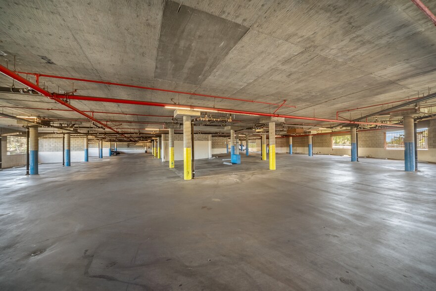 More Photos Of 5250 W El Segundo Blvd, Hawthorne Hotel For Sale