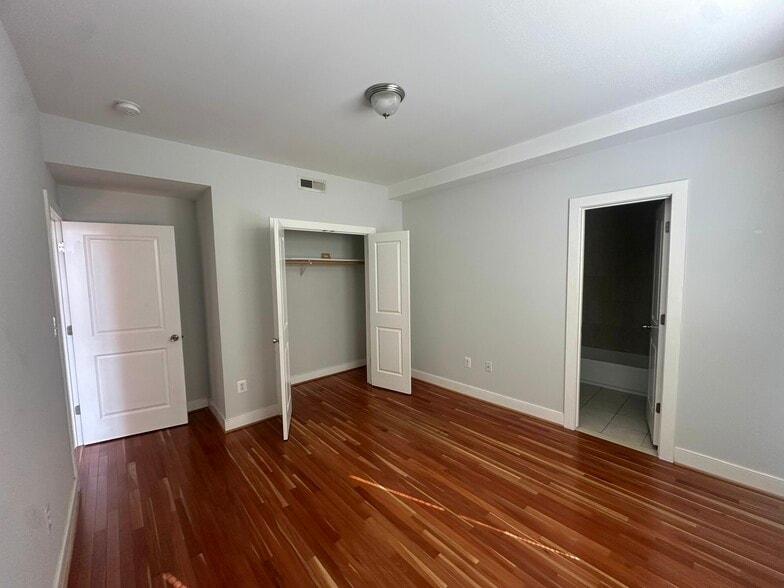 More Photos Of 5420 3rd St NW, Washington Apartments For Sale