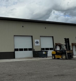 More Photos Of 313 Skyway Blvd, Belgrade Office For Lease