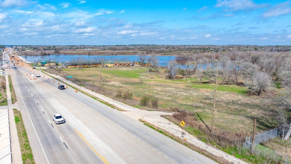 More Photos Of Lake Conroe Hills Dr & FM 1097 W, Willis Land For Sale