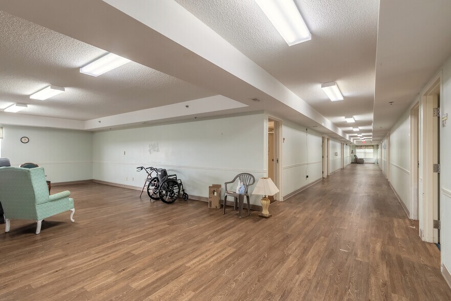 More Photos Of 1050 Ocean Shore Blvd, Ormond Beach Apartments For Sale