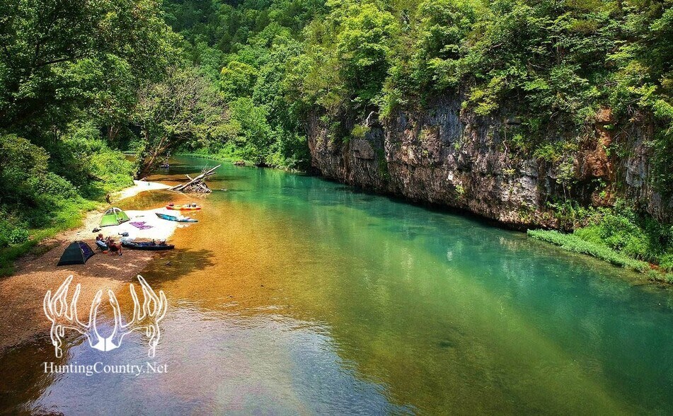 More Photos Of 16392 Tom Akers Rd, Eminence Hotel For Sale