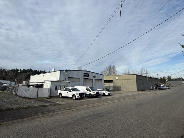 More Photos Of 405-415 Porter Way, Milton Land For Sale