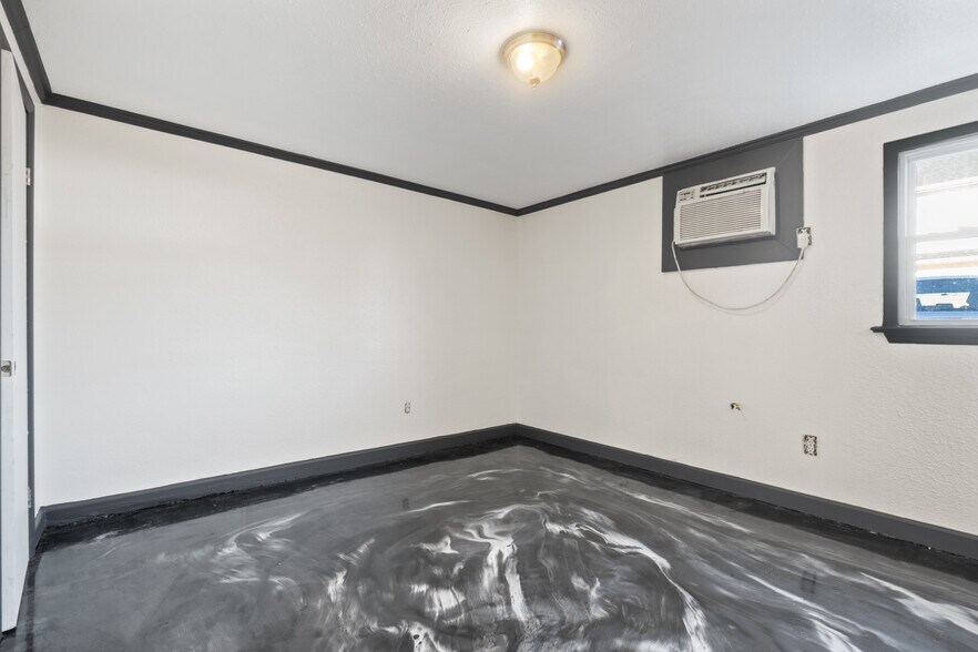 More Photos Of 9619 Capeview Ave, Norfolk Apartments For Sale