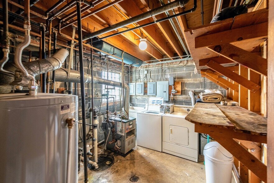 More Photos Of 1617 N 35th Ave, Melrose Park Apartments For Sale