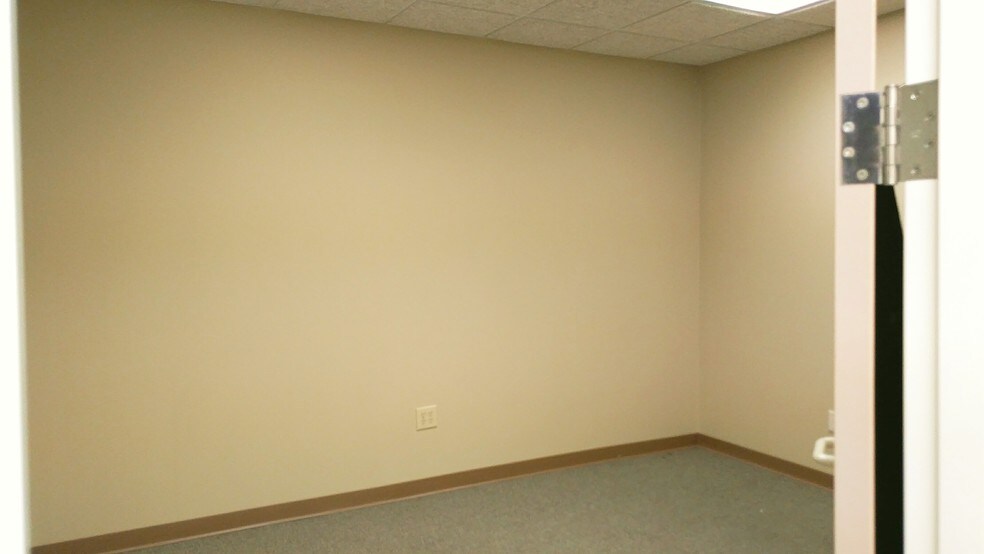 More Photos Of 4113 Capitol St, Durham Medical For Lease