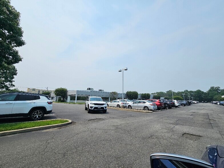 More Photos Of 877 Stewart Ave, Garden City Medical For Sale
