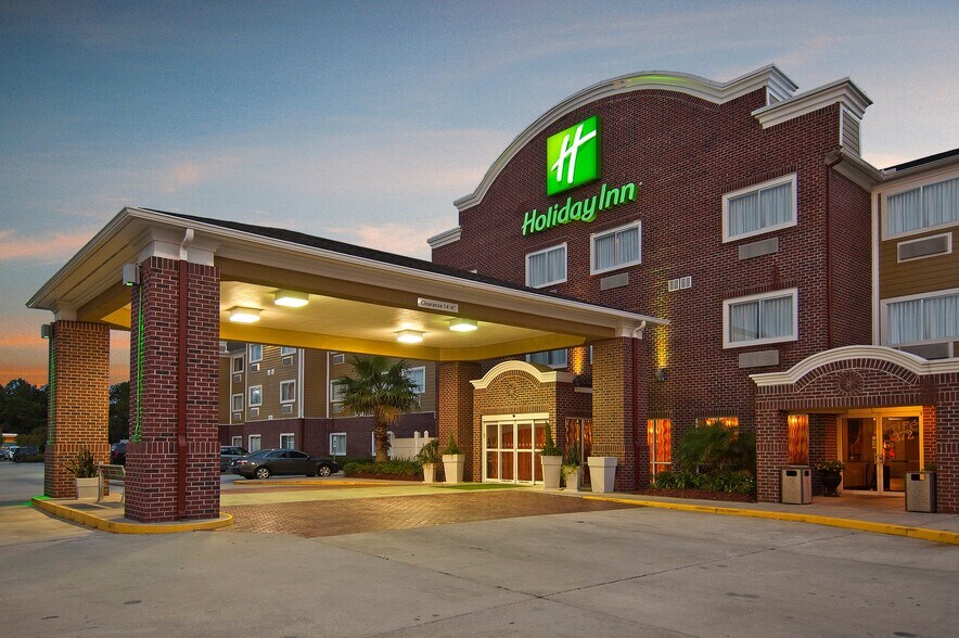 Primary Photo Of 372 Voters Rd, Slidell Hotel For Sale