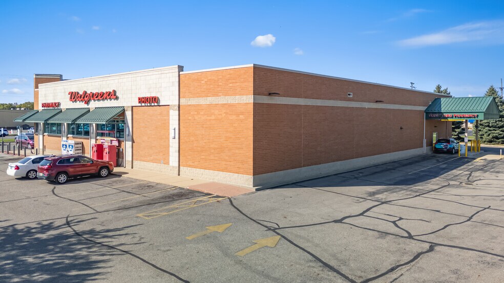 More Photos Of 950 S Centerville Rd, Sturgis Drugstore For Sale