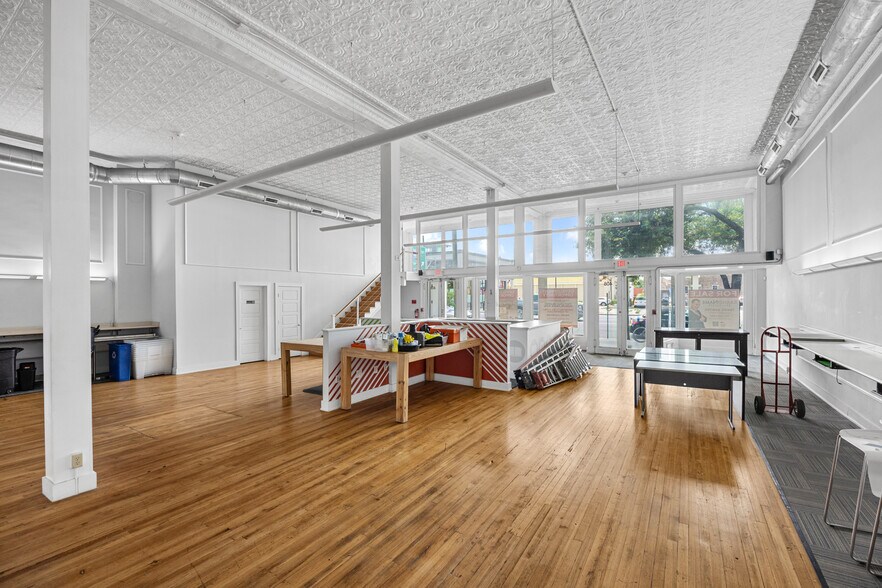 More Photos Of 408-410 Martin Luther King Jr Blvd, Savannah Storefront Retail Residential For Sale