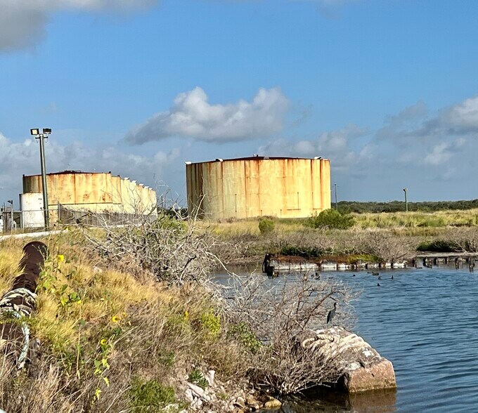 More Photos Of 1603 N State Highway 35, Aransas Pass Chemical Oil Refinery For Sale