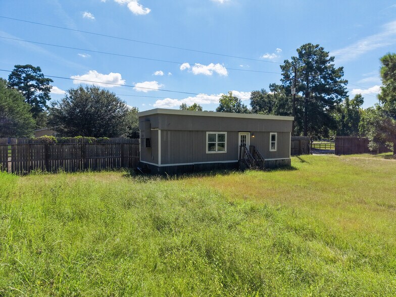 More Photos Of 14000 McAlister Rd, Conroe Office For Sale