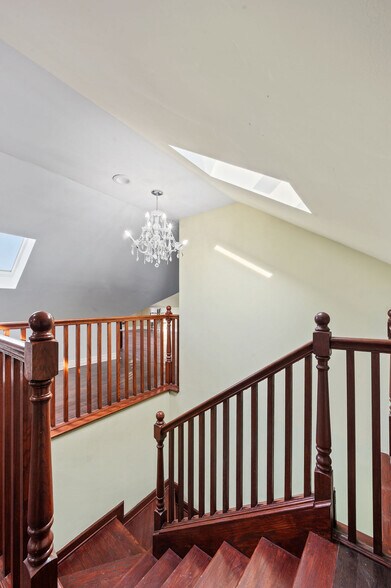 More Photos Of 3100 W 39th Pl, Chicago Multifamily For Sale