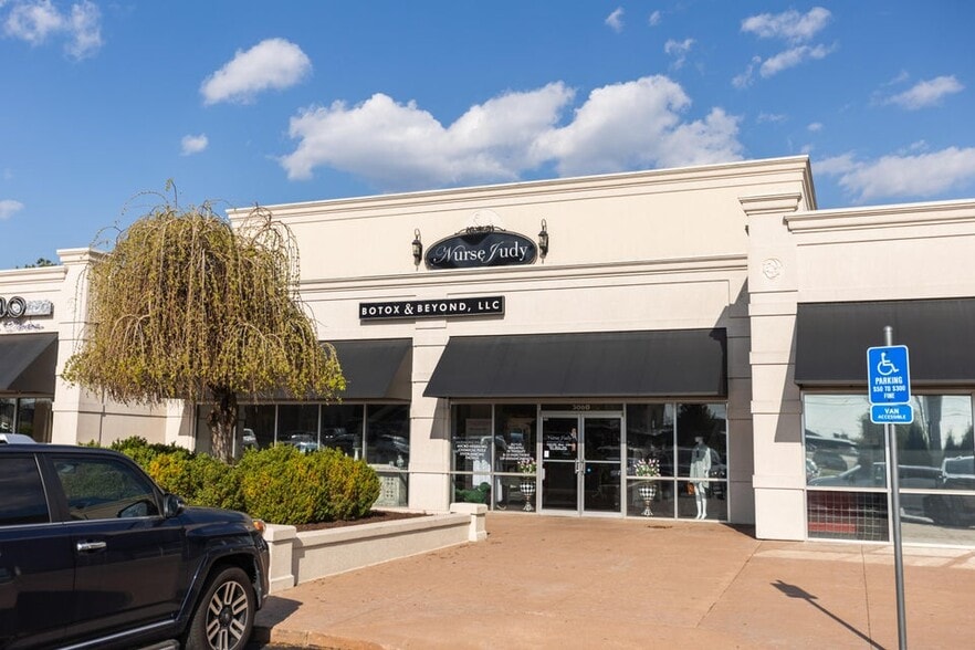 More Photos Of 3060 S Fremont Ave, Springfield General Retail For Sale