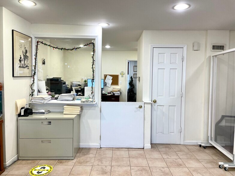 More Photos Of 30-33 36th St, Astoria Rehabilitation Center For Lease