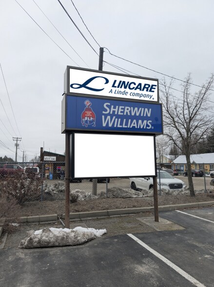 More Photos Of 30736 Highway 200, Ponderay Storefront Retail Office For Lease