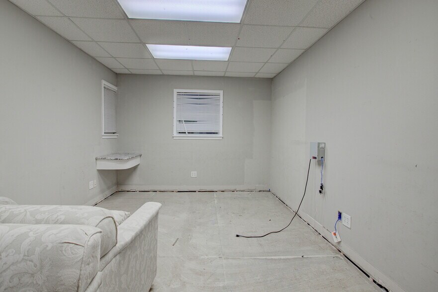 More Photos Of 3705 Old Lewis Speedway, Saint Augustine Warehouse For Sale