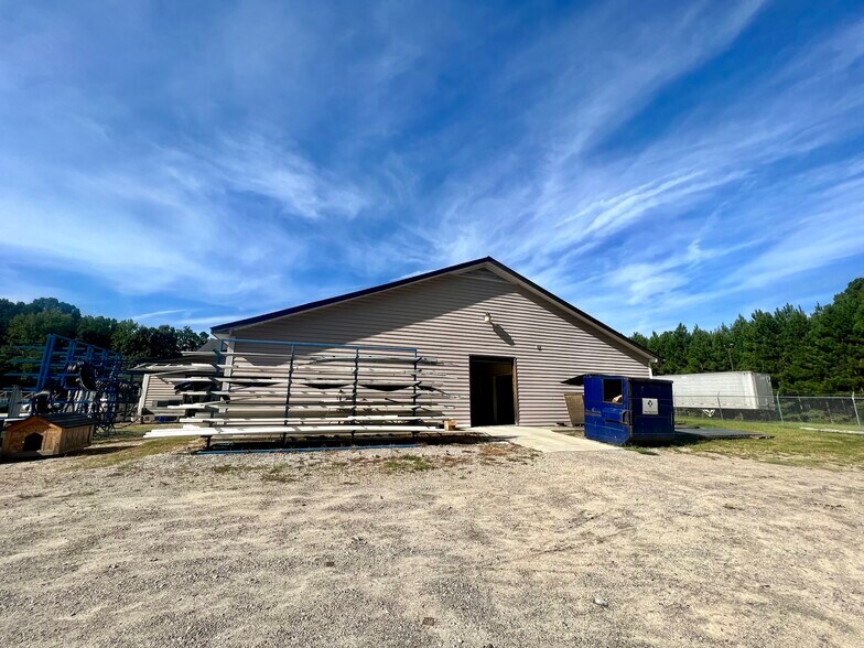 More Photos Of 1314 N Van L Mungo Blvd, Pageland Flex For Sale