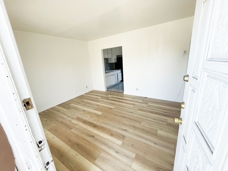 More Photos Of 1330 S Reservoir St, Pomona Multifamily For Sale