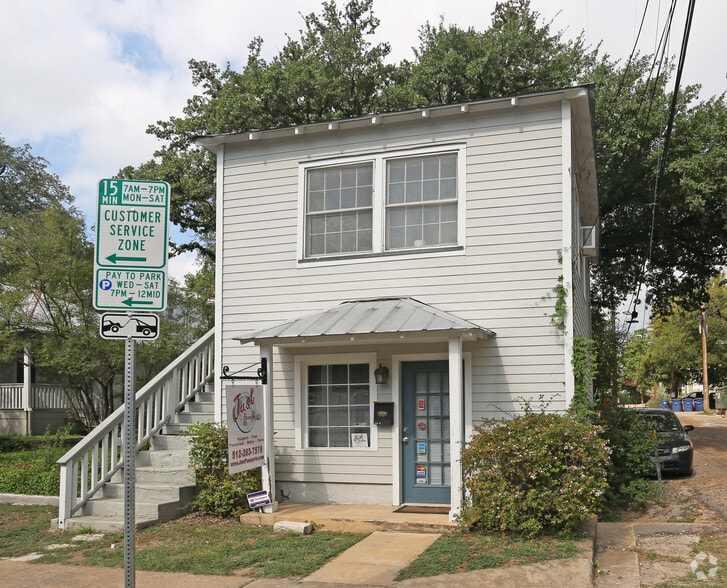 More Photos Of 600 W 9th St, Austin Office For Lease