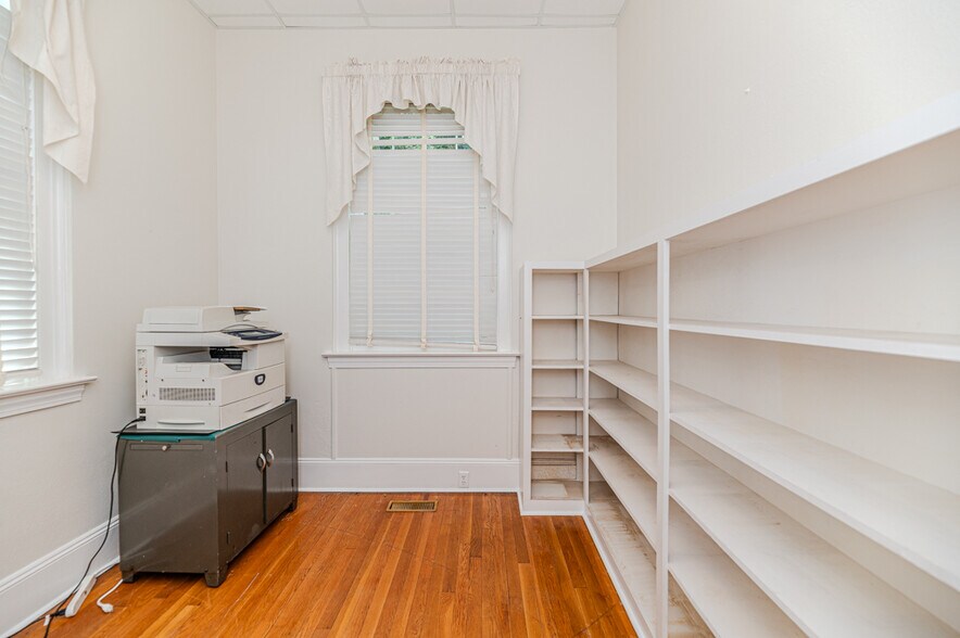 More Photos Of 211 Main st, Broadway Religious Facility For Sale