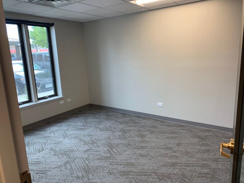 More Photos Of 509 Wilcox St, Castle Rock Office For Lease