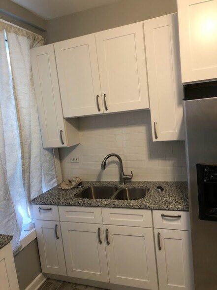 More Photos Of 1167 W 18th St, Chicago Apartments For Sale