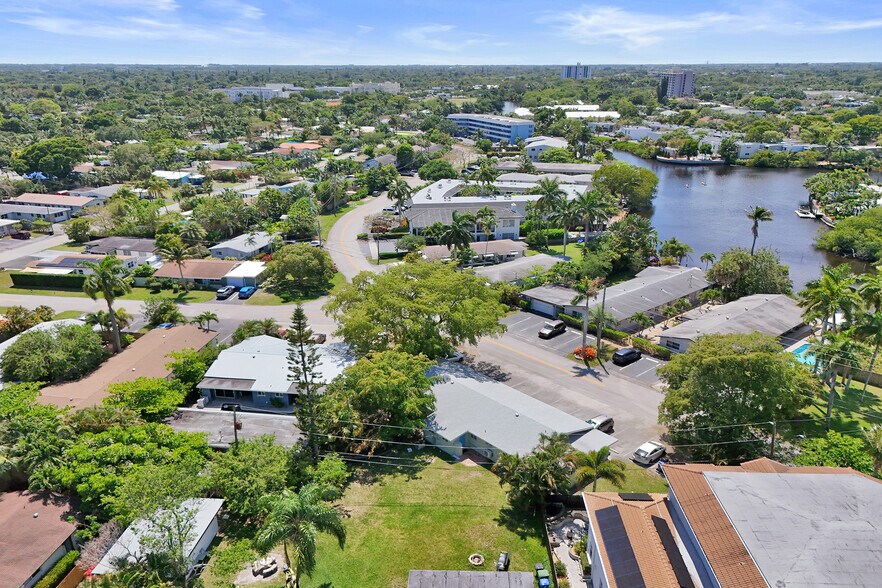 More Photos Of 1100 NE 18th Ct, Fort Lauderdale Apartments For Sale