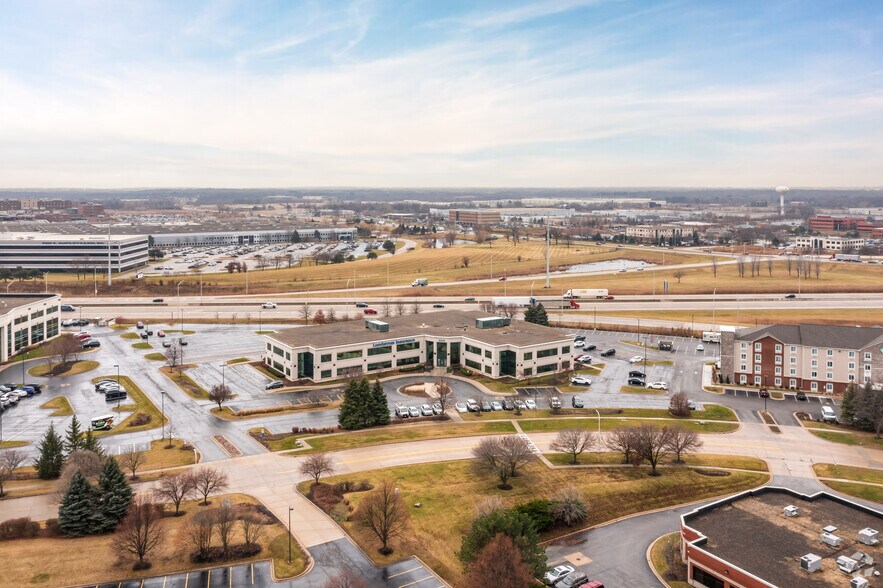 More Photos Of 2205 Point Blvd, Elgin Office For Lease