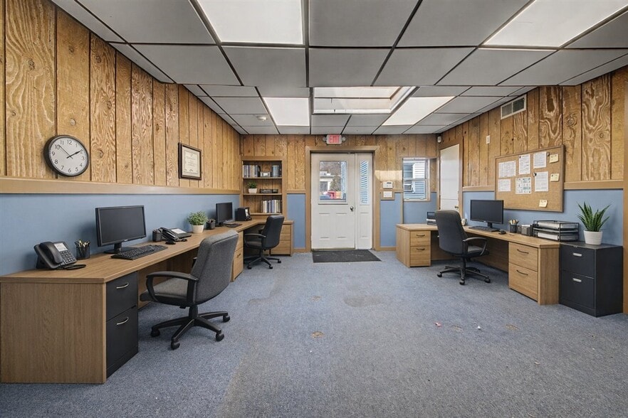 More Photos Of 328 Northrup Ave, Mamaroneck Flex For Lease