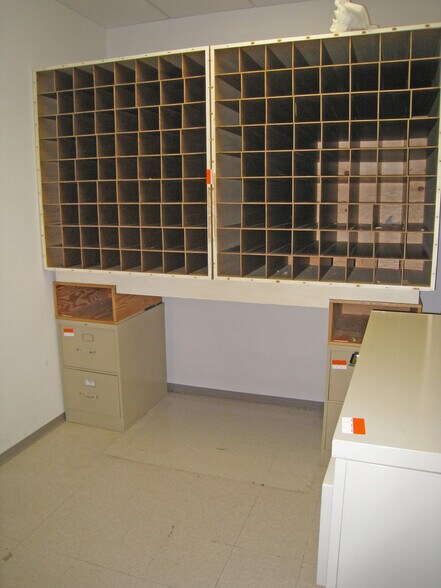 More Photos Of 5570 Skylane Blvd, Santa Rosa Office For Sale