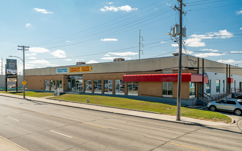 Primary Photo Of 1170 St James St, Winnipeg Storefront Retail Office For Lease