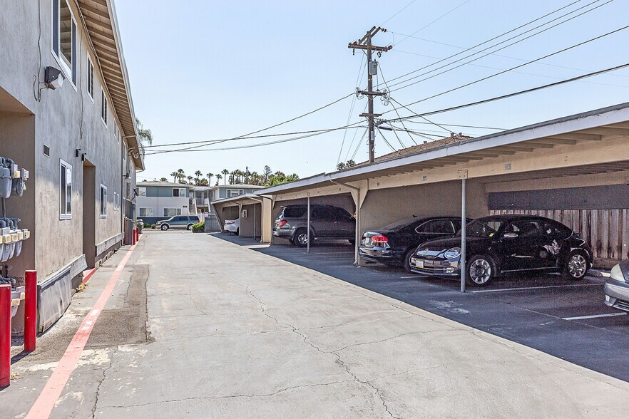 More Photos Of 2104 Royal Dr, Santa Clara Apartments For Sale