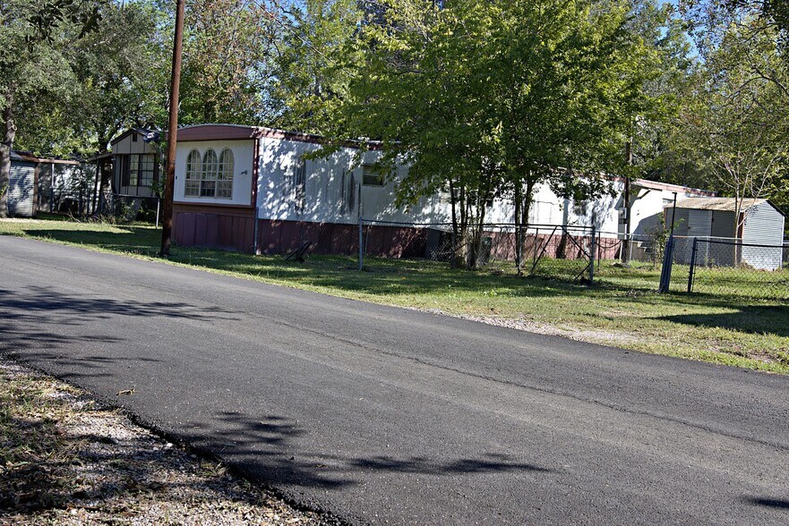 2106 County Road 58, Rosharon, TX 77583 Manufactured Housing Mobile Home Park For Sale