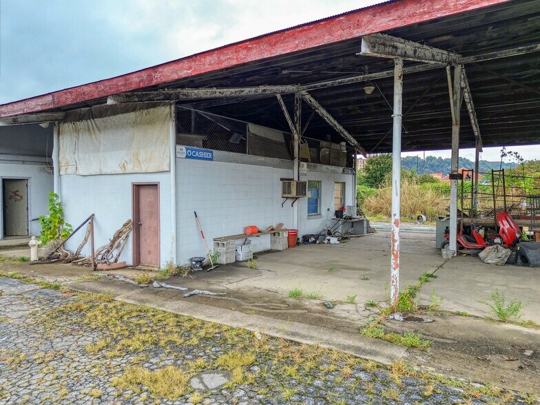 More Photos Of 7 Reilly Rd, Frankfort Freestanding For Sale