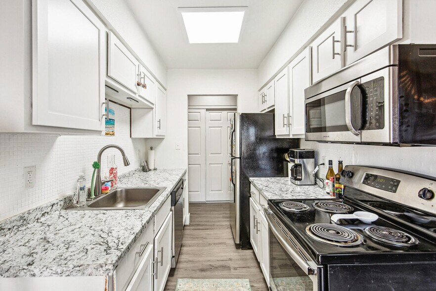 More Photos Of 1201 Clarkson St, Denver Apartments For Sale