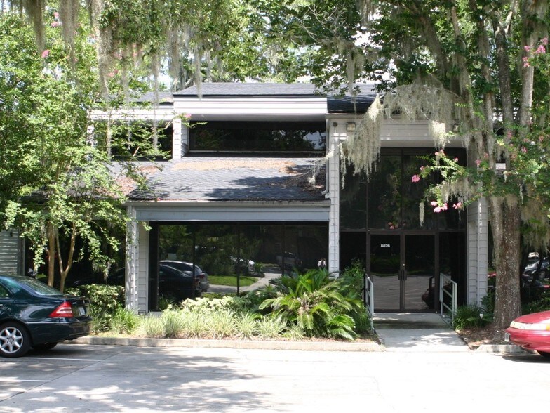 More Photos Of 8826 Goodbys Executive Dr, Jacksonville Office For Lease