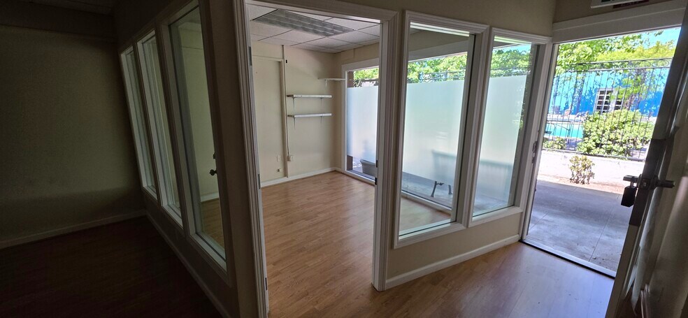 More Photos Of 300-500 Ben Franklin Ct, San Mateo Office For Lease
