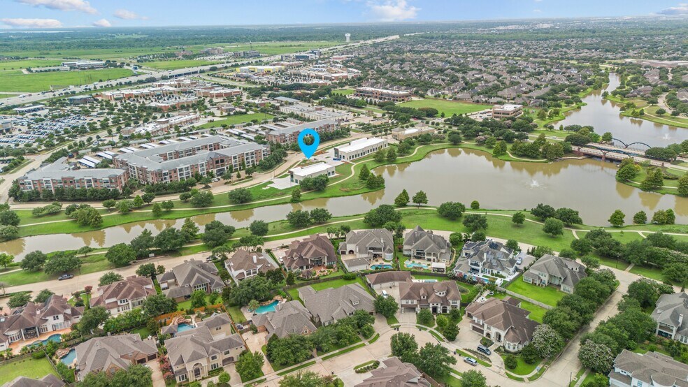 More Photos Of 7507 Branford Pl, Sugar Land Medical For Sale
